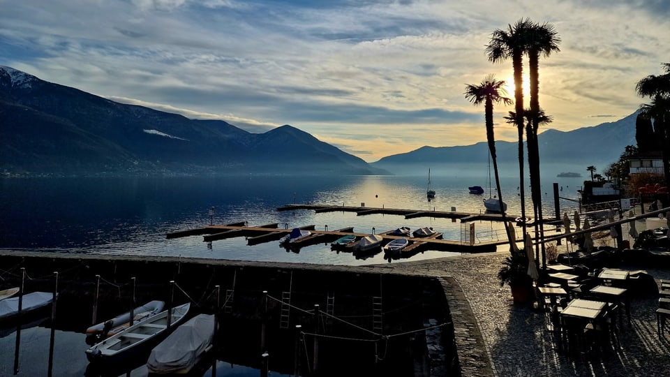 Abendstimmung am Lago Maggiore schon kurz nach 3 Uhr.
