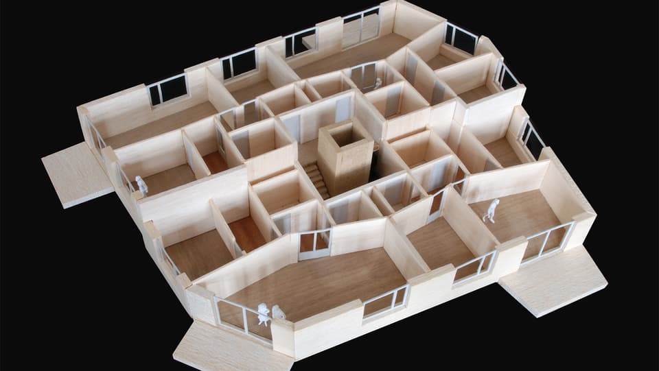 Ein Holzmodell zeigt die Wohnungen für MCS-Betroffene in dem neuen Gebäude in Zürich.