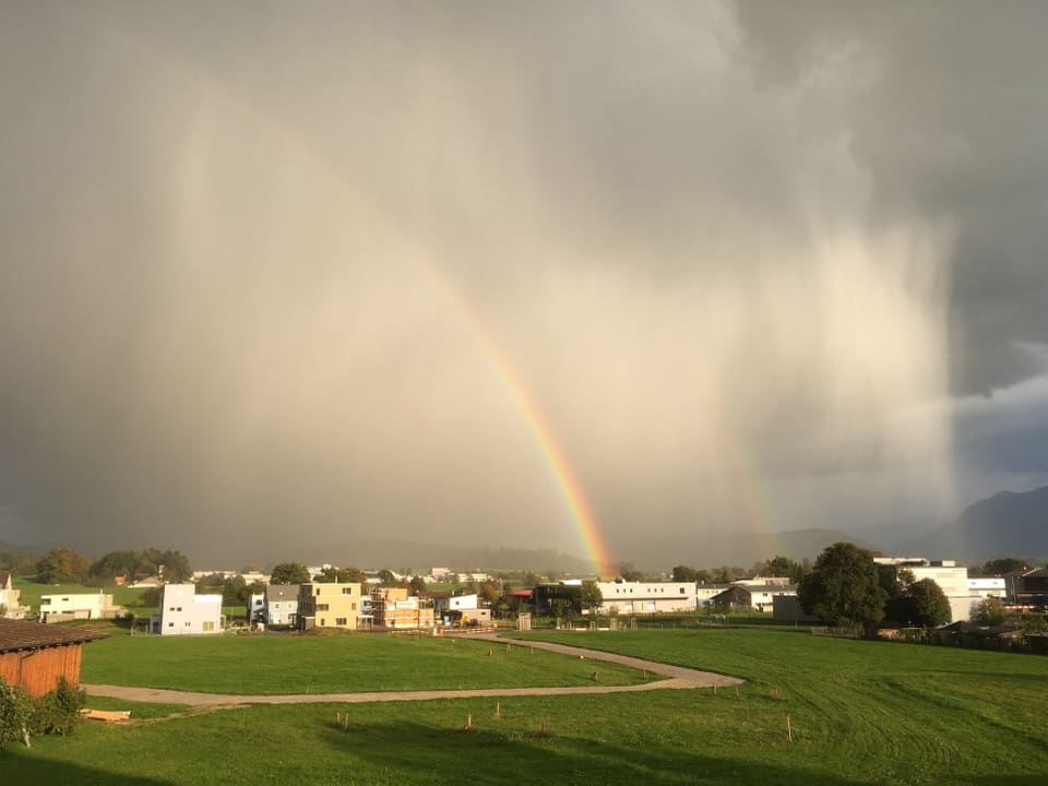 Ein wunderbarer Regenbogen bei Rapperswil Jona.