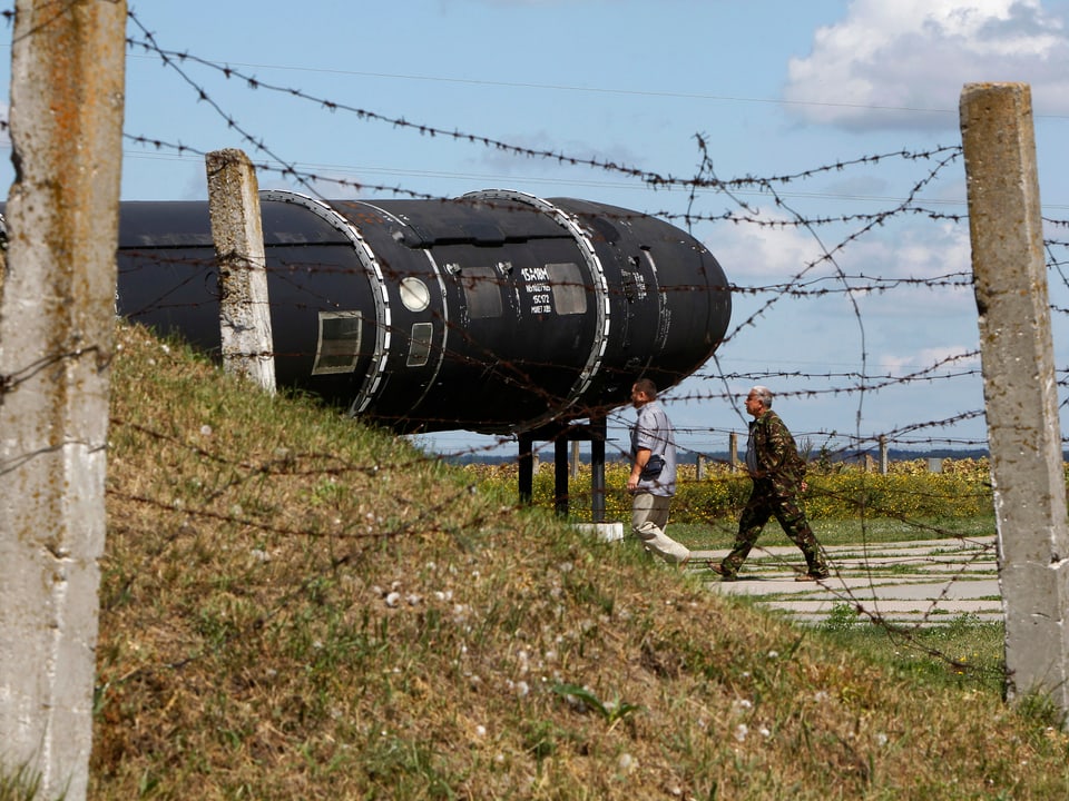 Die russische Interkontinentalrakete SS-18 auf einem Flugplatz in der Ukraine. 