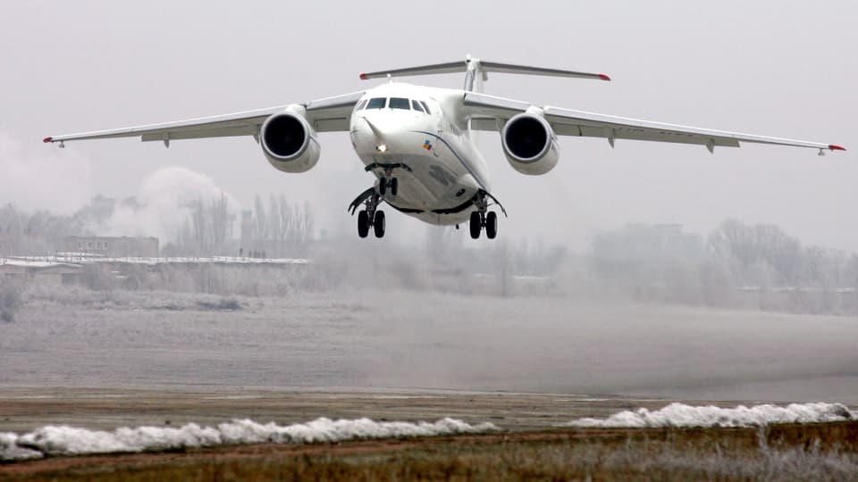 Flugzeug des Typs Antonov An-148 (Symbolbild)