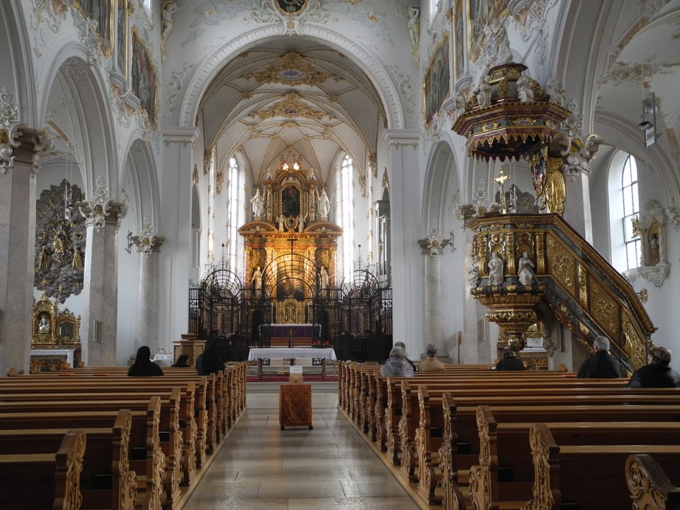 Klosterkirche innen.