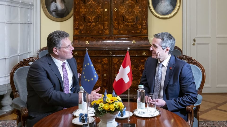 Aussenminister Cassis mit Sefcovic in Bern