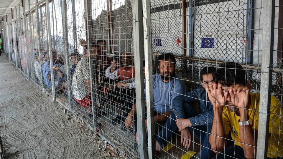 Lager auf Lesbos: Psychisch kranke Flüchtlinge
