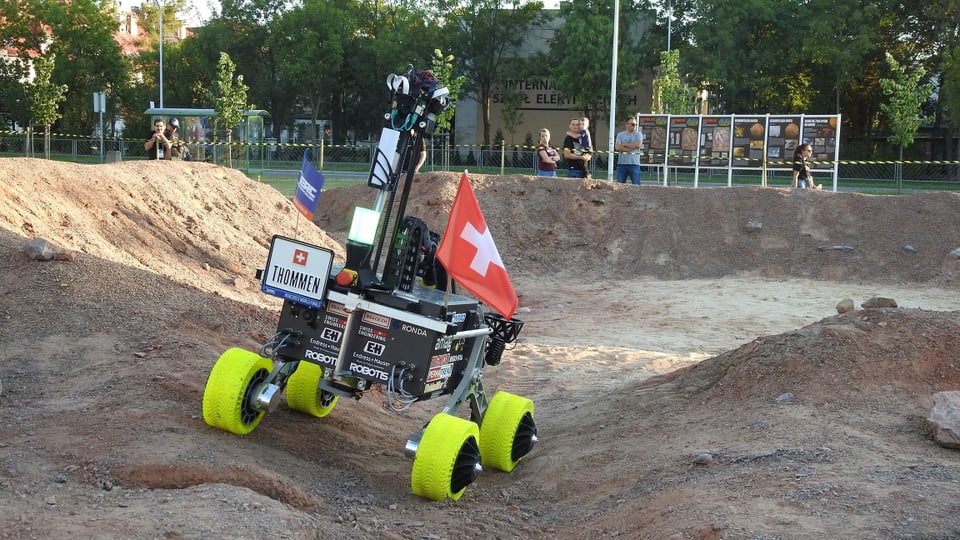Studierende der Hochschule für Technik haben Mars-Rover gebaut - News - SRF