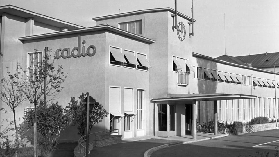 Radiostudio Brunnenhof Front.