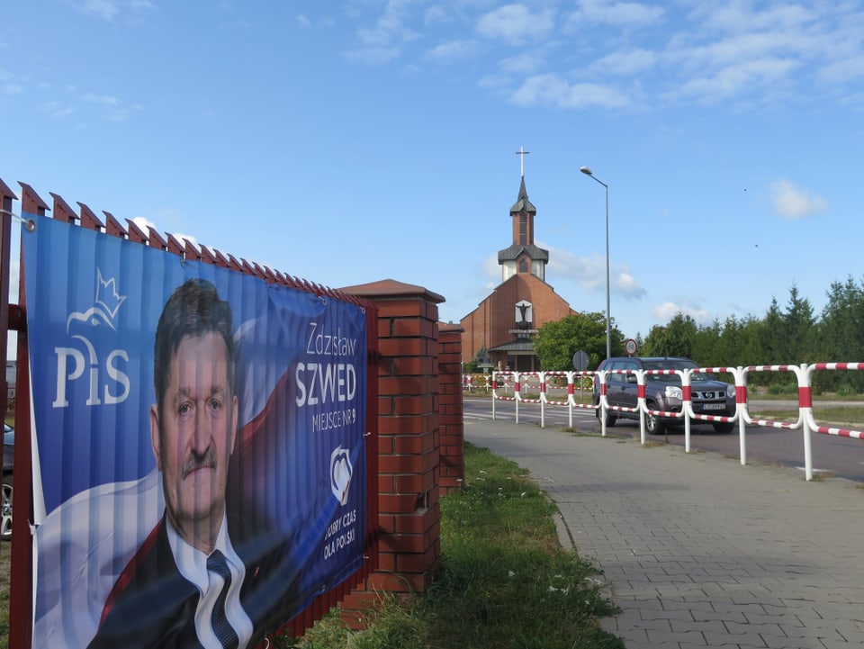 Wahlplakate der PiS in Wlodawa.