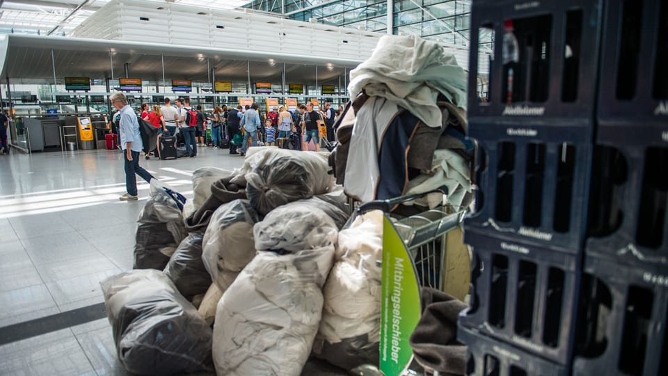 Kissen und Decken am Flughafen München nach Sicherheitspanne