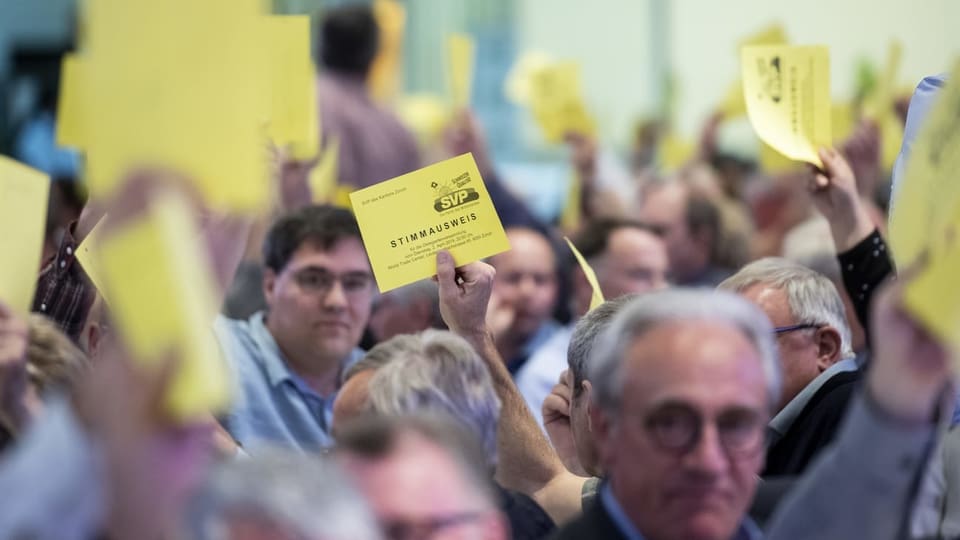 Parteiversammlung der SVP Zürich sucht nach Antworten
