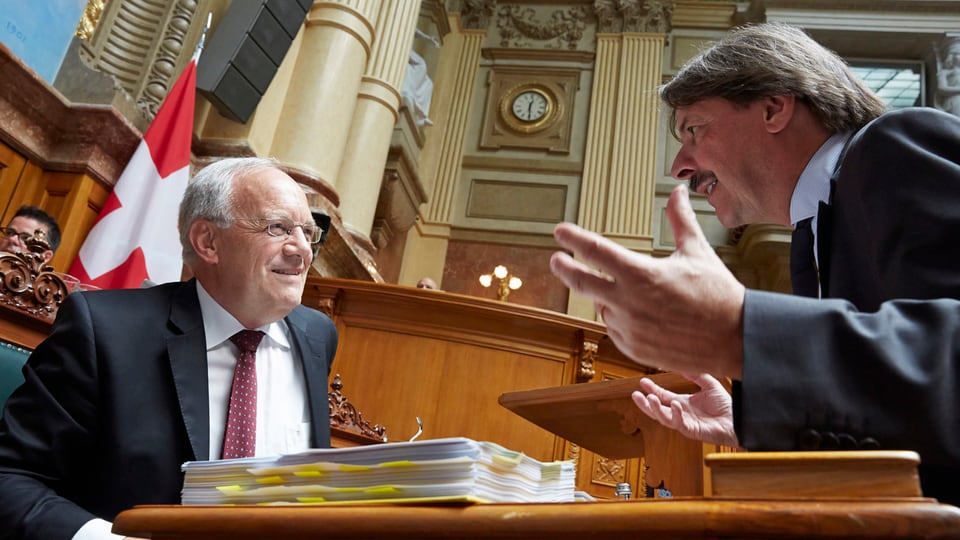 Schneider-Ammann und Paul Rechsteiner 2015 im Parlament