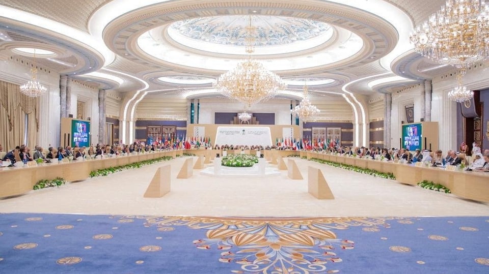 Über 40 Länder sind an der Friedenskonferenz in Dschidda zugegen.