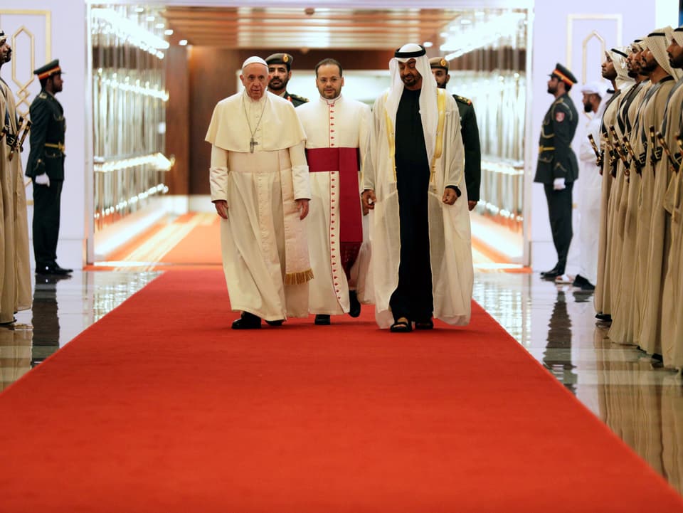 Papst und Kronprinz Mohammed bin Said Al Nahjan.