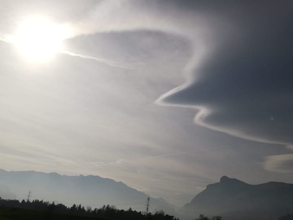 Triesen/FL Wellenförmige Wolken