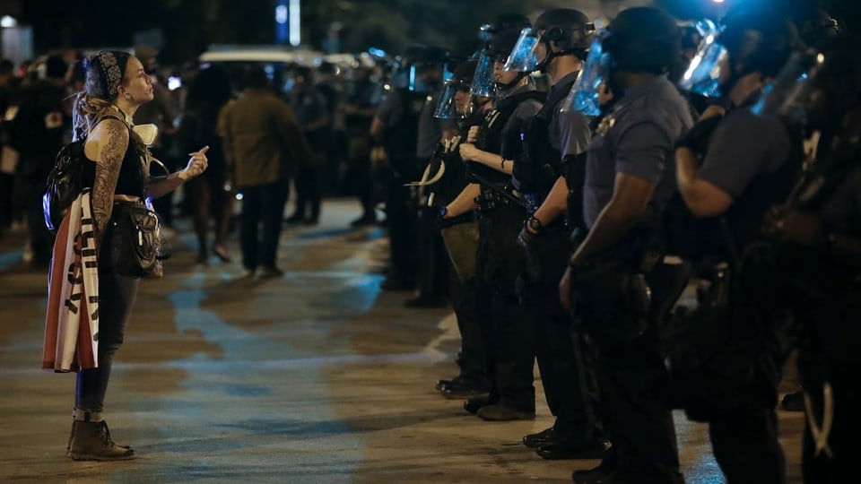 US-Protestbewegung fordert Budgetkürzung der Polizei