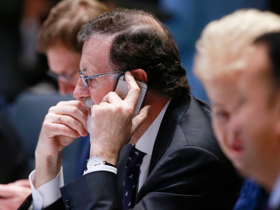 Rajoy am Telefon.