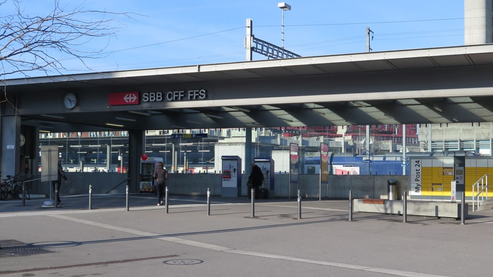 Bahnhofgebäude Brugg.