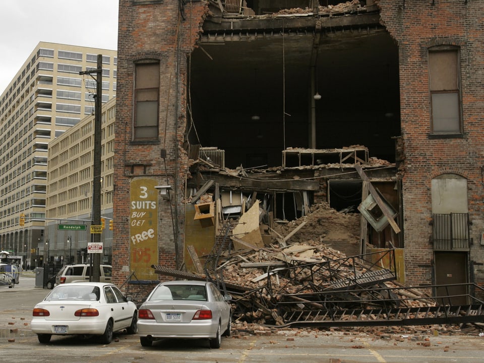 Halb eingestürztes Gebäude in Detroit.