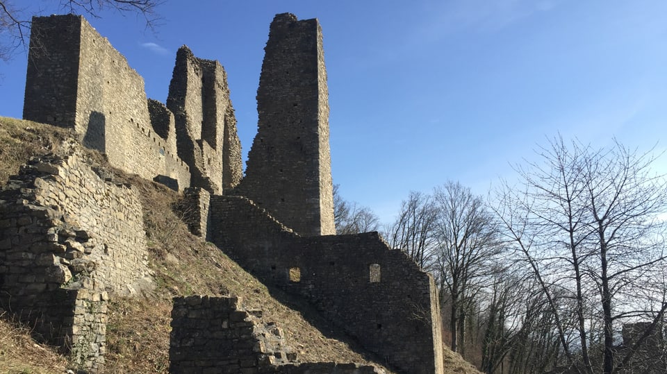 Von 100 Burgen im Aargau sind nur wenige bekannt