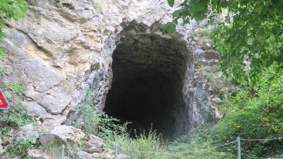 Eine Höhle