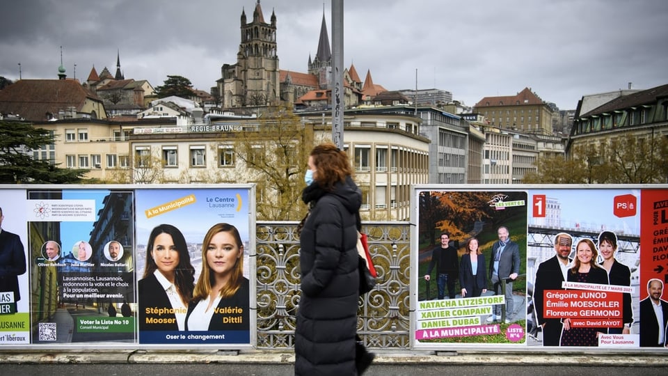 Wahlkampfplakate in der Stadt Lausanne