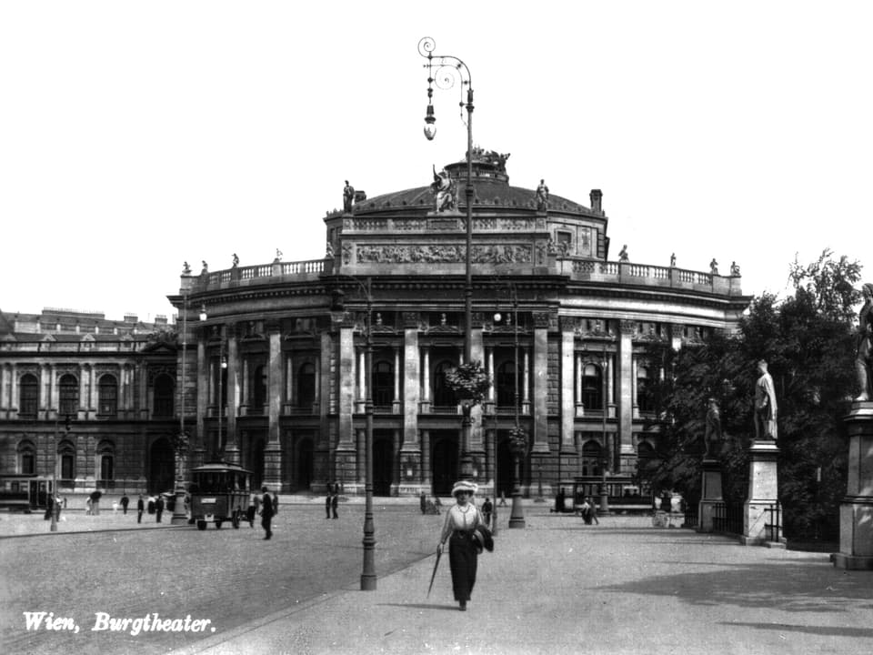 Das Burgtheater von vorne.