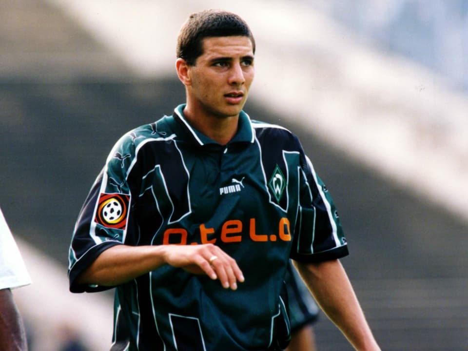 Claudio Pizarro in seiner ersten Saison für Bremen 1999.