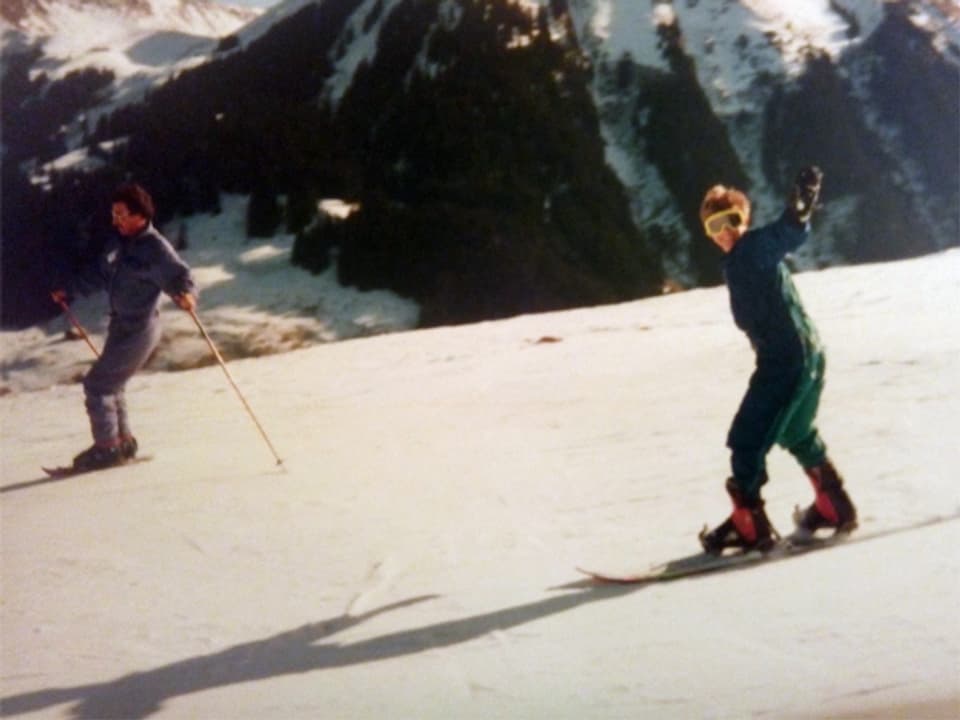 Daddy mit Bigfoot, völlig unbekannt 1994 im Wiriehorn, Diemtigtal. Und mein Bruder bei der 2. Fahrt auf dem Snowboard.