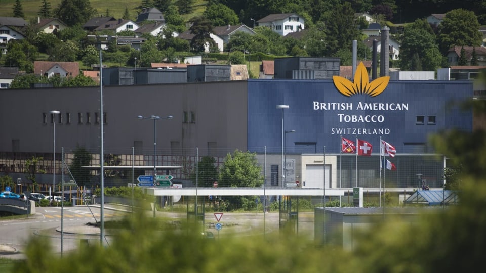 Die Fabrik von British American Tobacco Switzerland in Boncourt (JU).