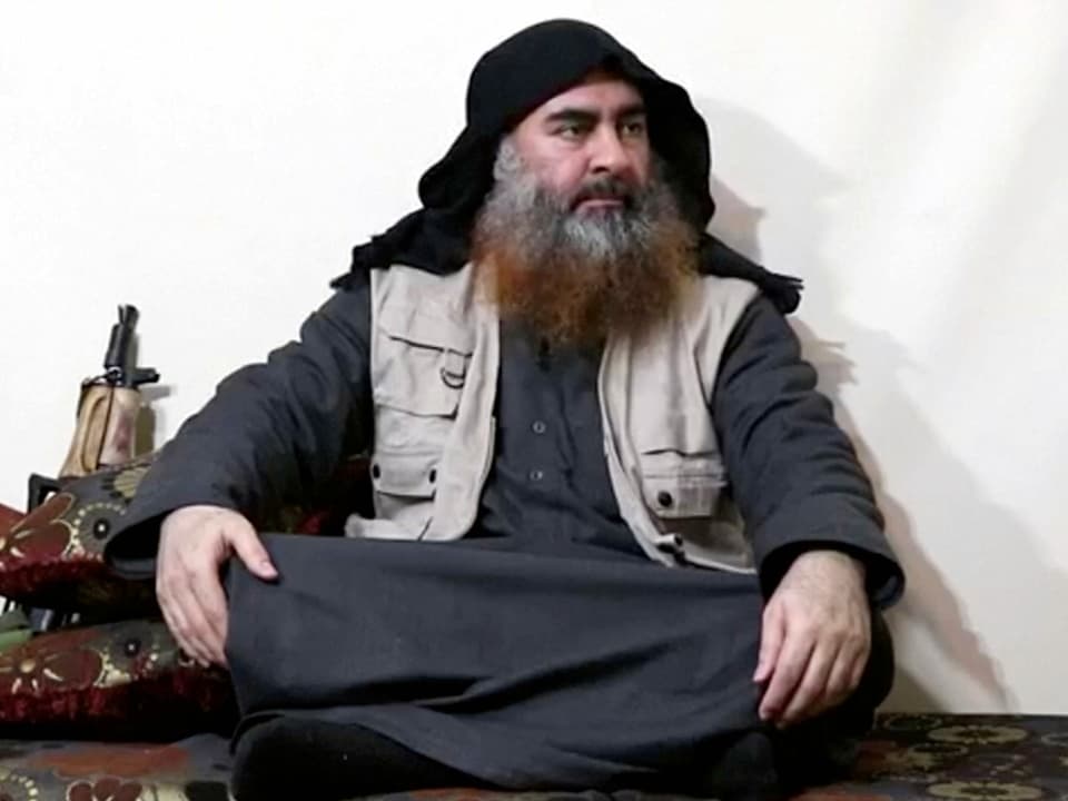 Auf diesem nicht verifizierten Bild soll IS-Führer Baghdadi im Apri dieses Jahres zu sehen sein.  