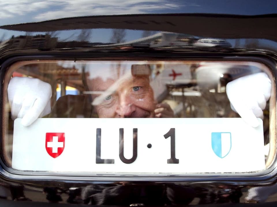 Autokennzeichen «LU·1»