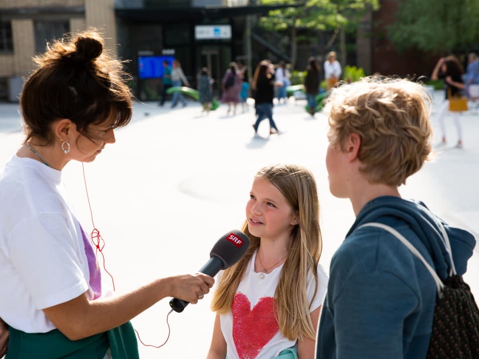 Kinder geben Interview