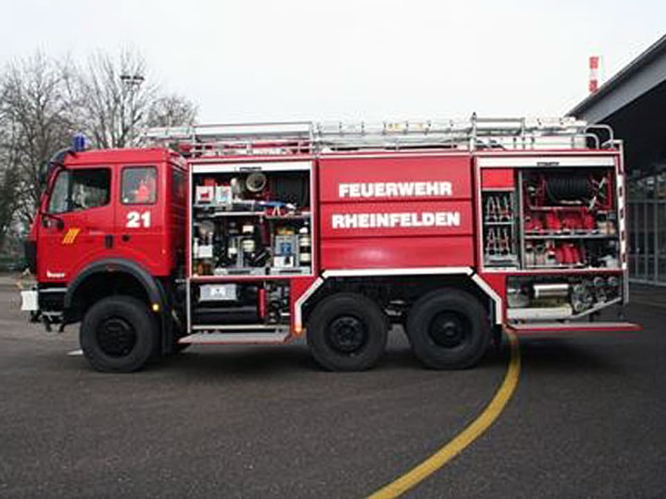Das Universal-Löschfahrzeug Zähring 21 der Feuerwehr Rheinfelden in einer Archiv-Aufnahme.