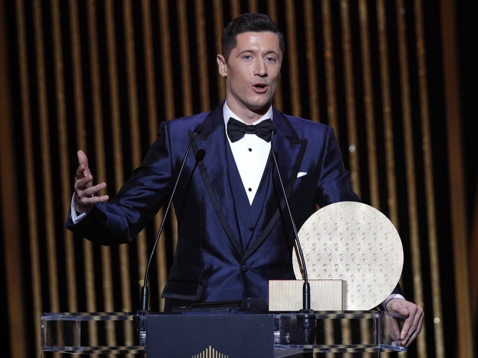 Wirkte für Robert Lewandowski beinahe wie ein Trostpreis Wirkte für Robert Lewandowski beinahe wie ein Trostpreis