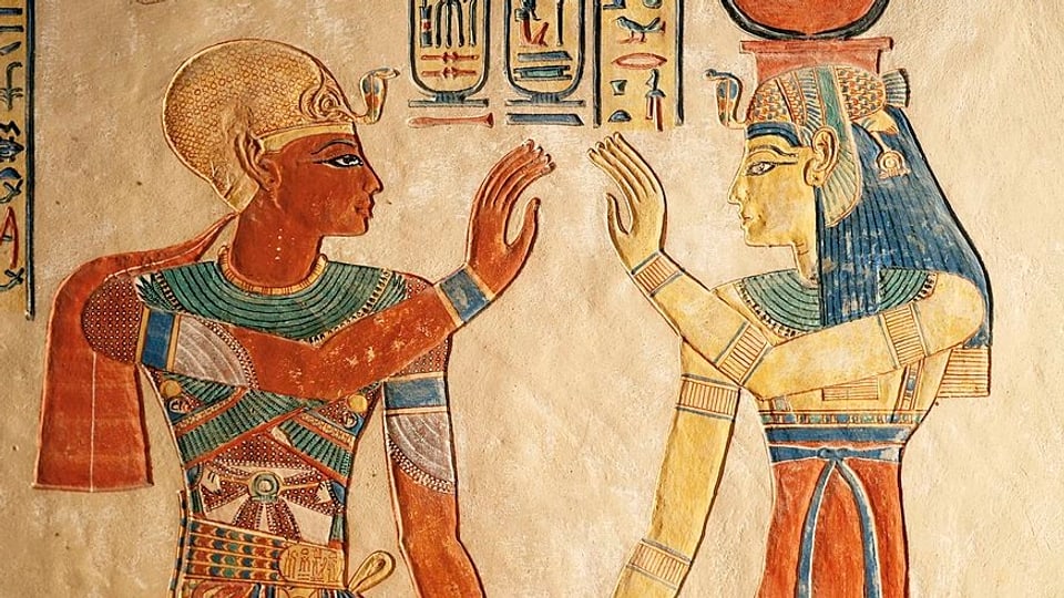 Relief mit zwei ägyptischen Figuren.