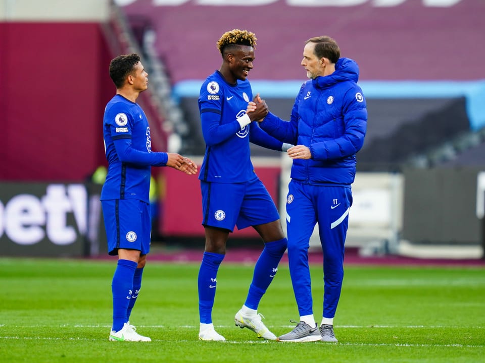 Haben den Final im Visier Thomas Tuchel mit zwei Chelsea-Spielern.