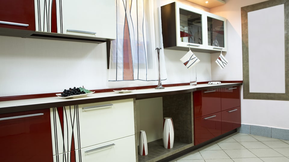 Neue Küche in rot-weiss