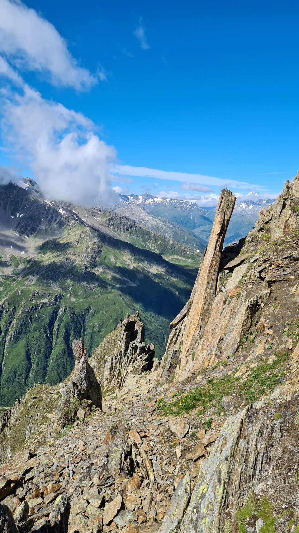 Sur l'Alpetlilücke envers il Rossbodenstock Sur l'Alpetlilücke envers il Rossbodenstock