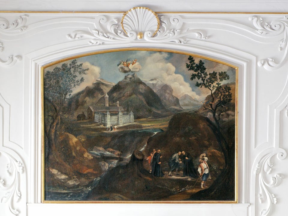 Ein Gemälde mit drei Engel oberhalb eines Berges.