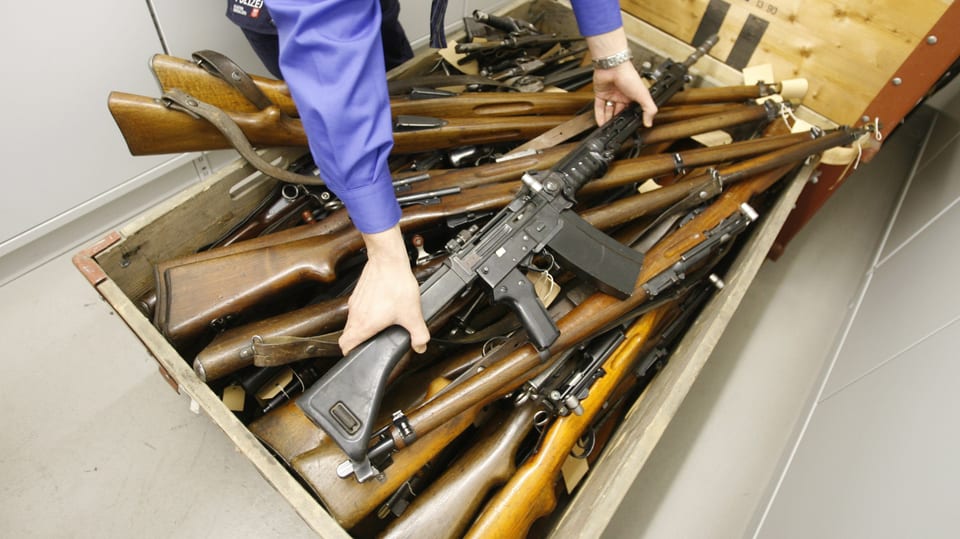 Arena - Mehr Schweizer Waffen ins Ausland? - Arena - SRF