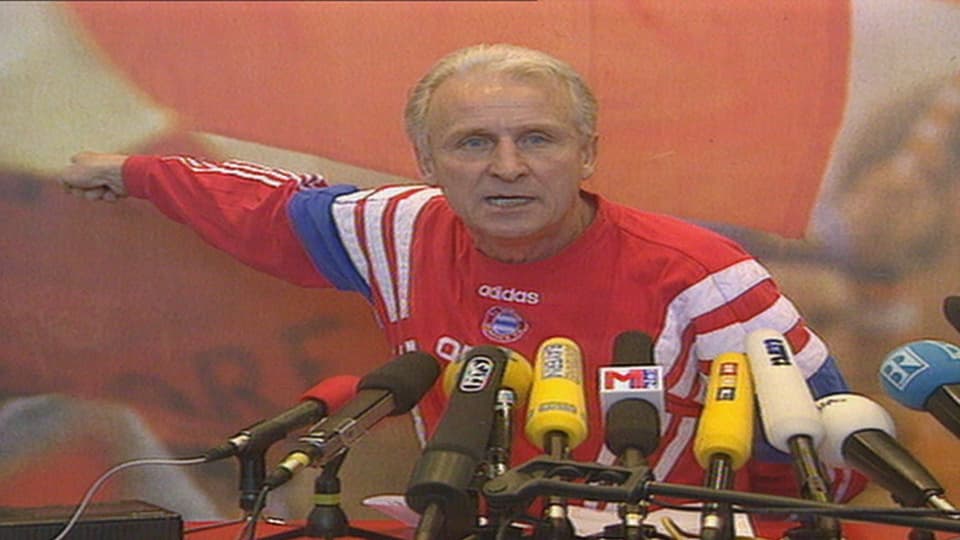 Trappatoni und sein berühmtes «Ich habe fertig» an einer Bayern-Medienkonferenz 1998.