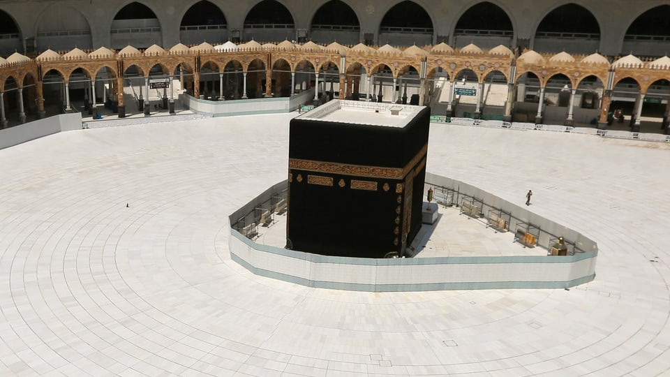 Moschee in Mekka ohne Menschen