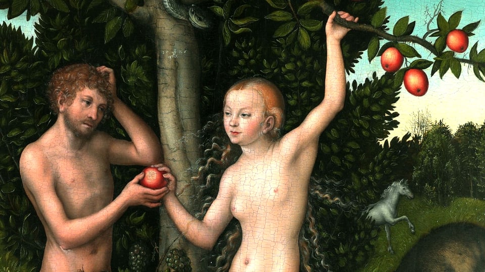 Eva gibt Adam einen Apfel in die Hand.
