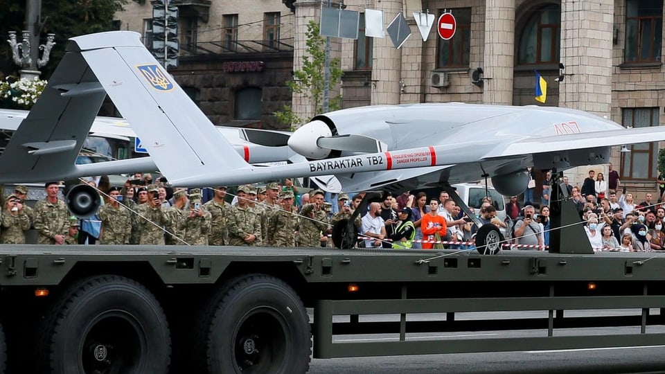 Eine Bayraktar-Drohne in Kiew.