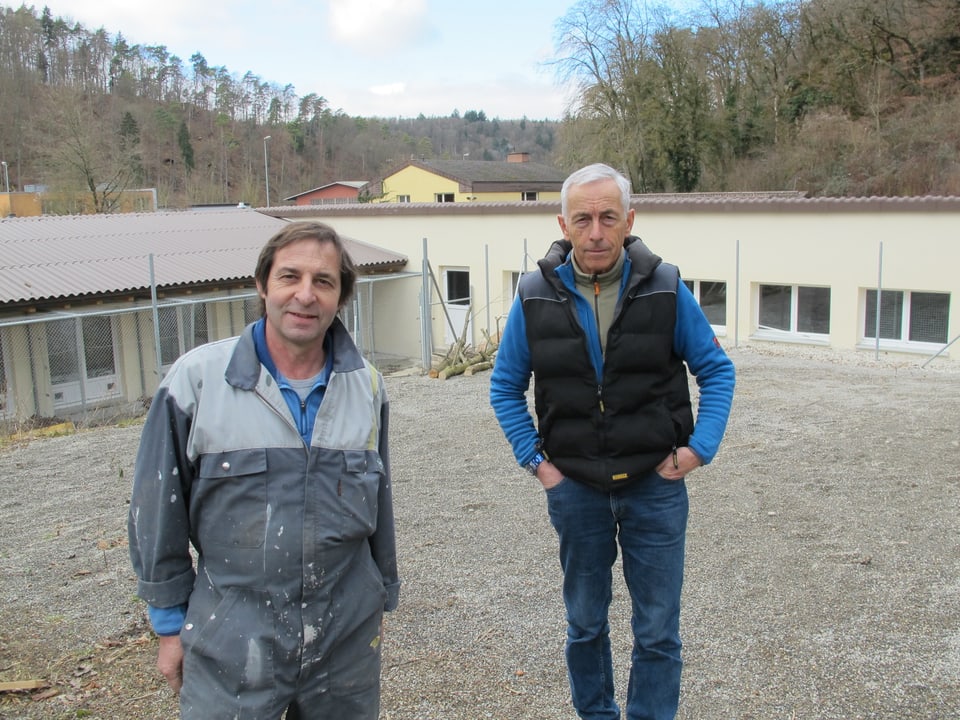 Tierheimleiter Jean-Jacques Müller (links) und Dolf Burki, Präsident des Schaffhauser Tierschutzes.
