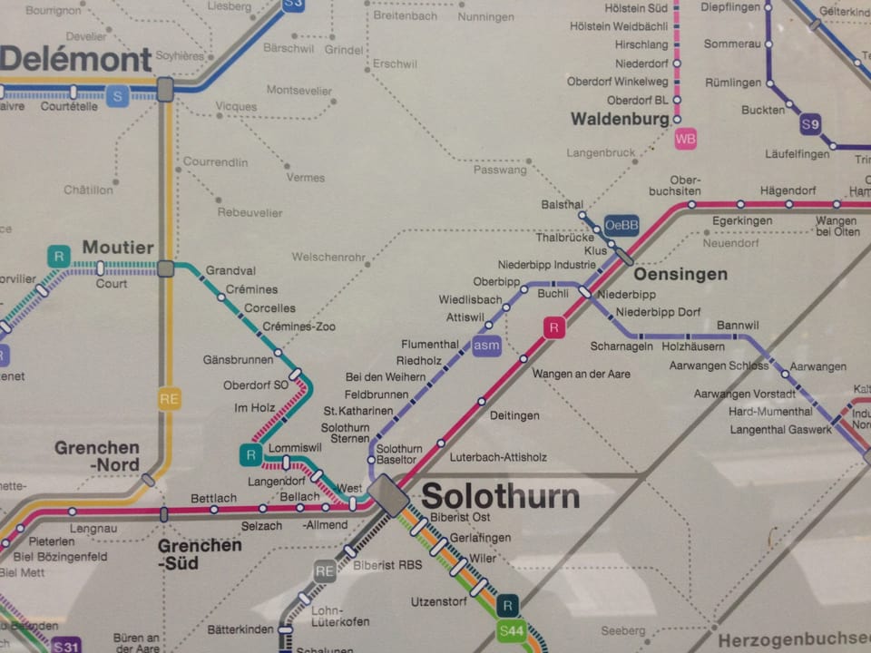 Linienplan der Züge rund um Solothurn