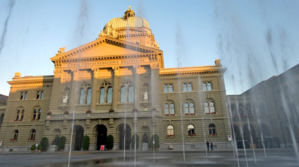 Bundeshaus in der Abendsonne.