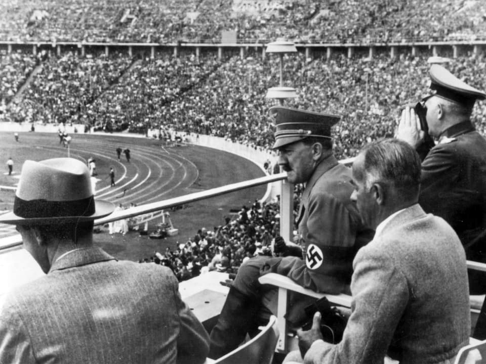 Adolf Hitler als Zuschauer bei den Leichtathletik-Wettkämpfen.