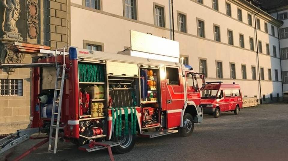 Die Feuerwehr in Einsiedeln probt den Ernstfall