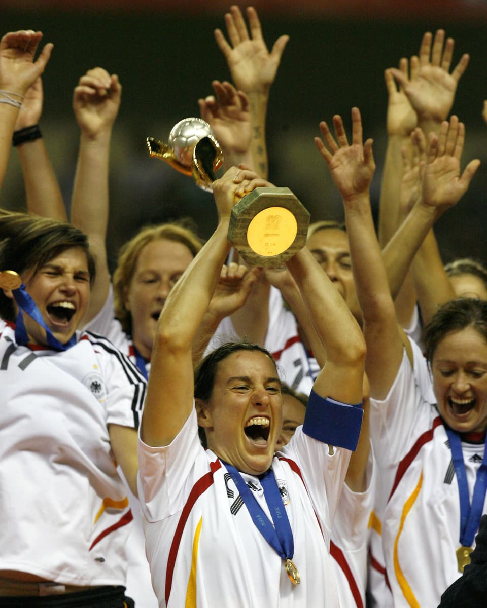 Meiste WM-Teilnahmen mit 5. Gleich viele haben Kristine Lilly, Bente Nordby, Formiga und Homare Sawa. 