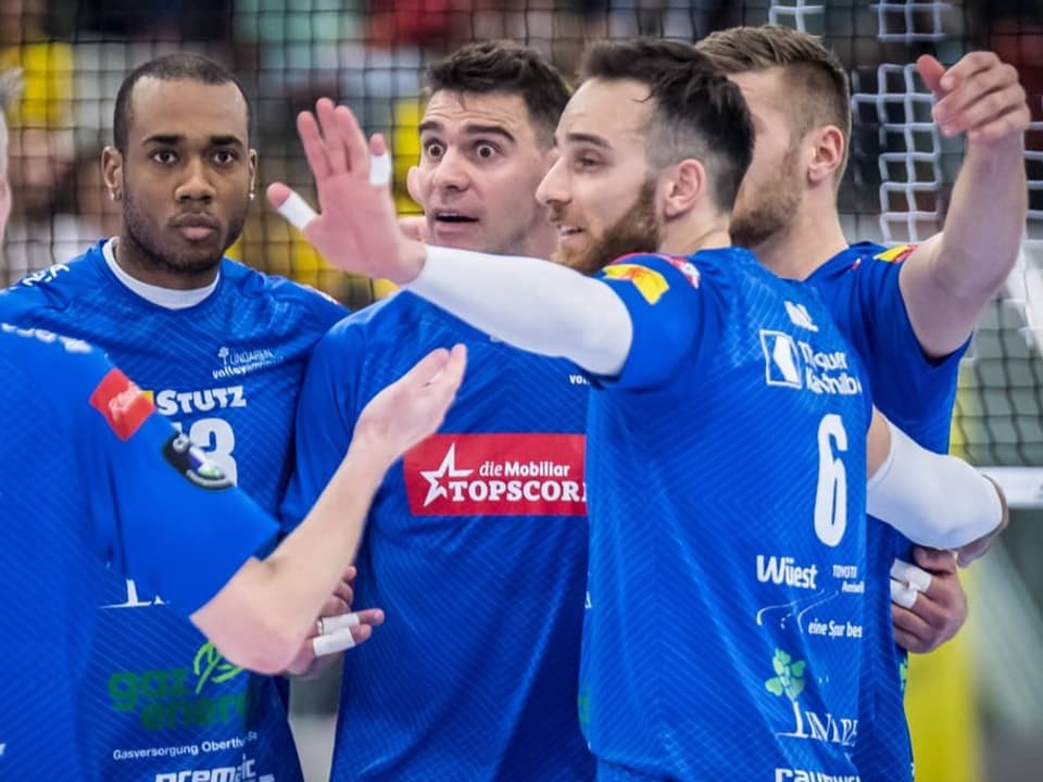 Nach dem Cupsieg der Meistertitel? Amriswiler Volleyballspieler.